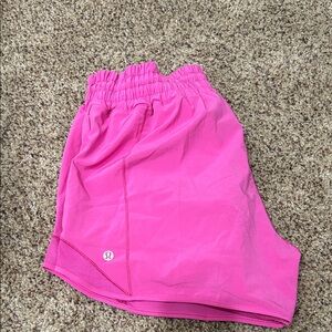 lululemon pink hotty hot shorts